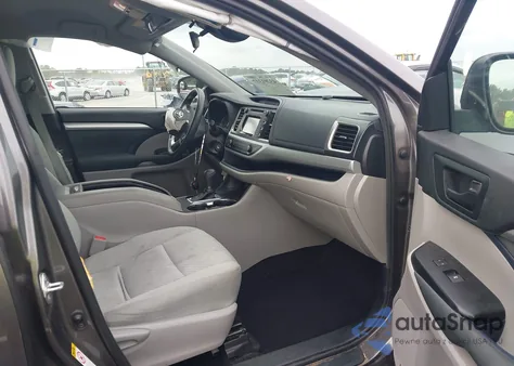 2019 Toyota Highlander Le z USA, uszkodzony, nr VIN 5TDZARFH5KS051516